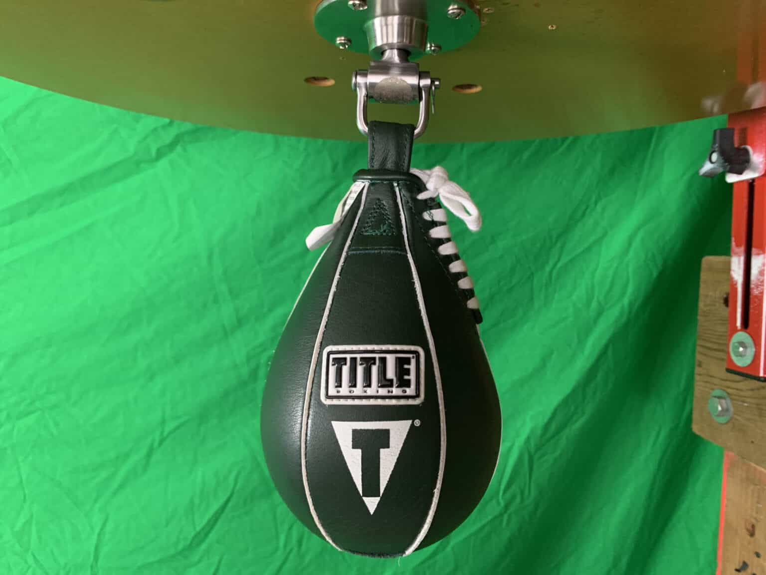 How Many Calories Does Punching the Speed Bag Burn? Speed Bag Labs