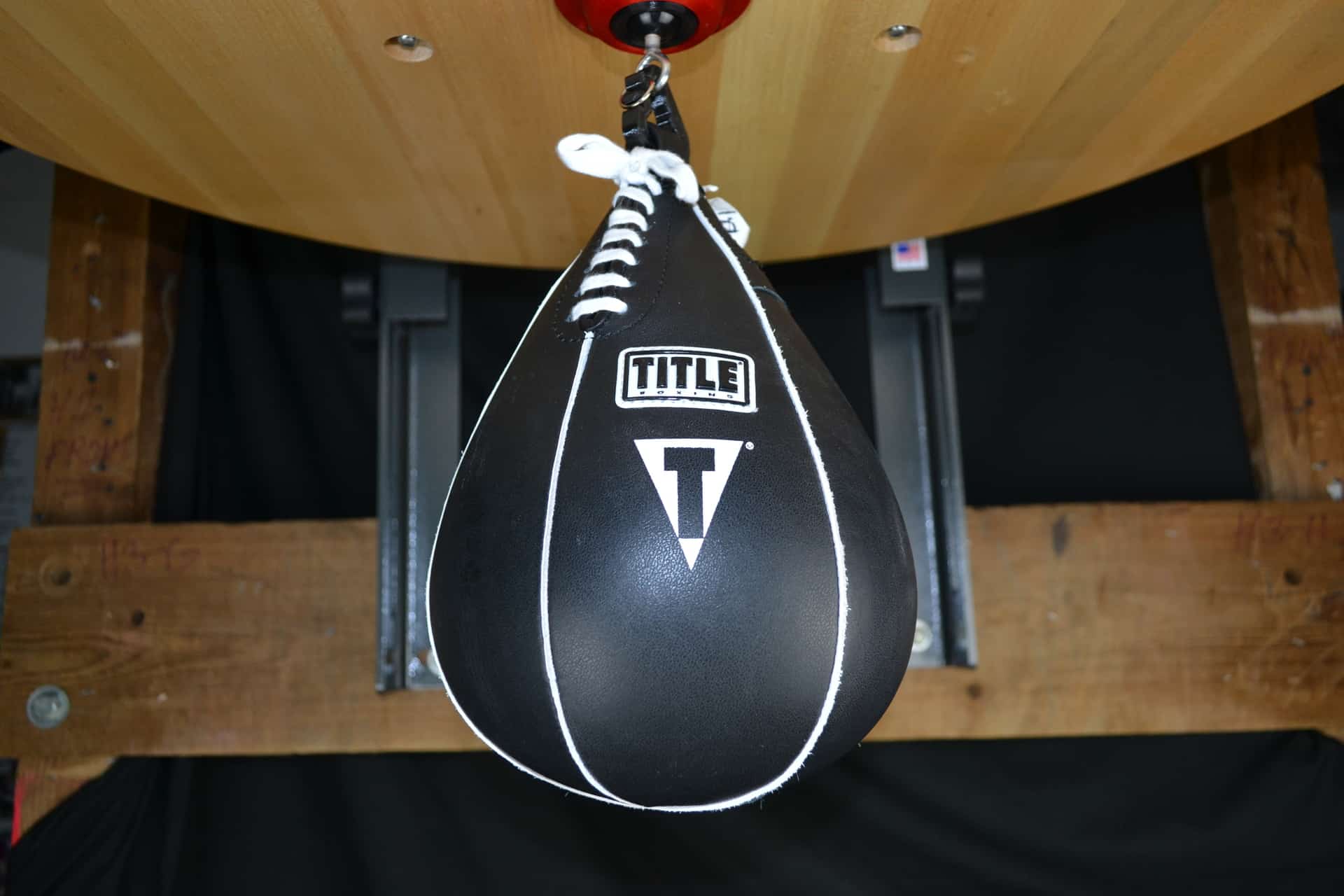 How Many Calories Does Punching the Speed Bag Burn? Speed Bag Labs