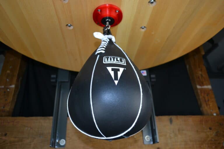 How Many Calories Does Punching the Speed Bag Burn? Speed Bag Labs